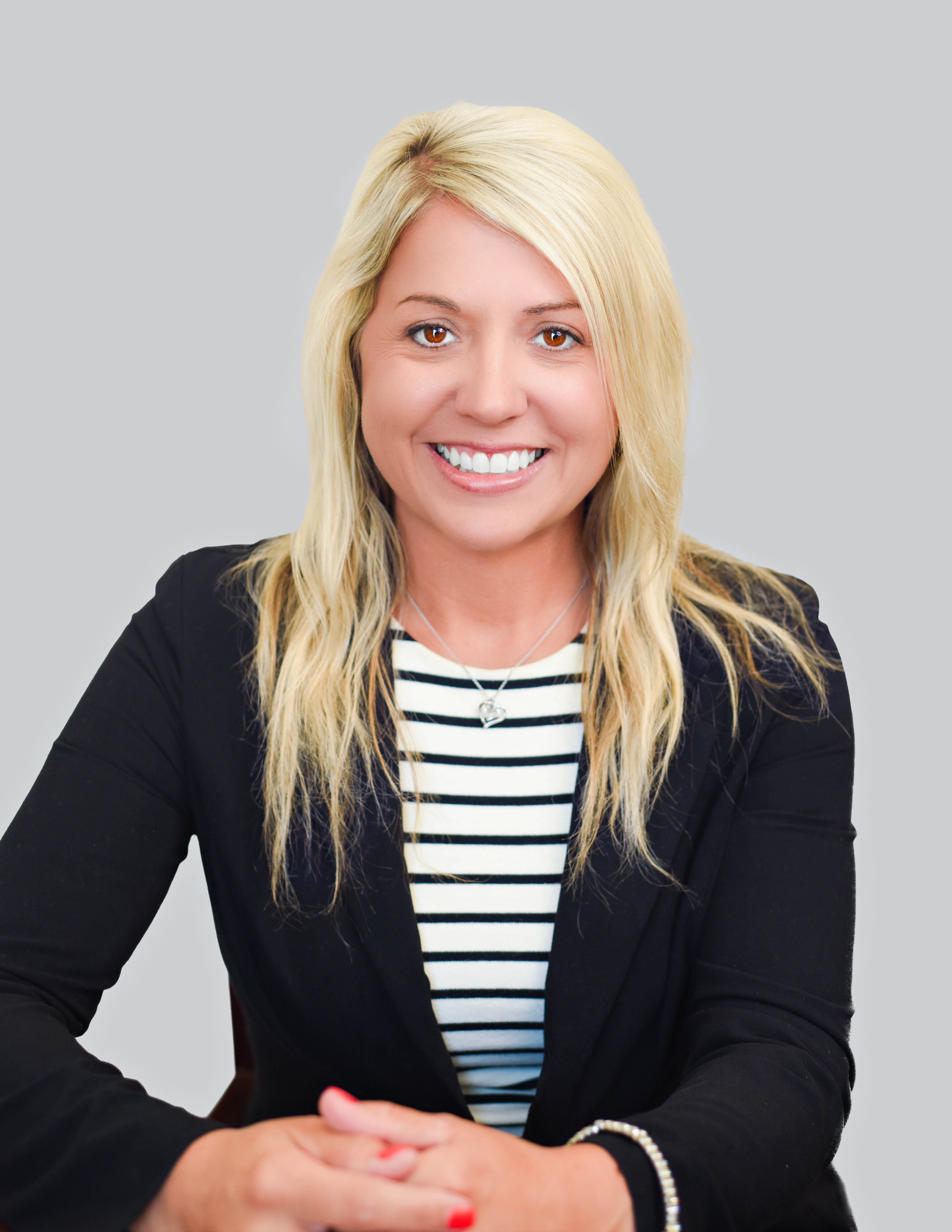Tina Dammen Headshot